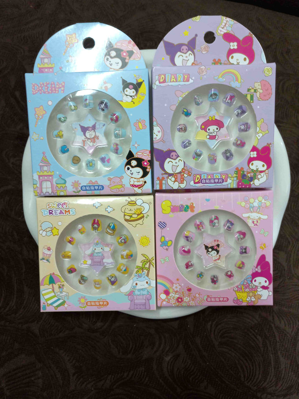 Children's press-on nails featuring Kuromi and My Melody designs