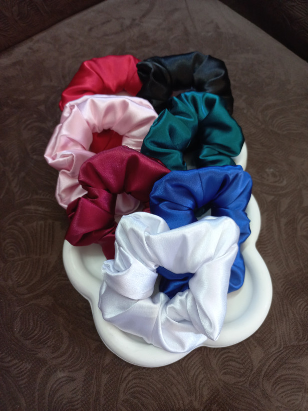 Plain Solid Color Scrunchie Hair Tie | Suitable for All Hair Types