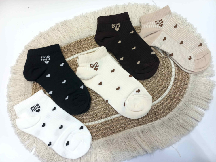 Women's Miu Miu Heart Ankle Socks